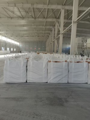 羟丙基甲基纤维素HPMC增稠剂产品打包装车现场