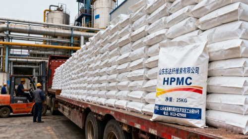 石膏粉增稠剂HPMC产品装车出厂现场