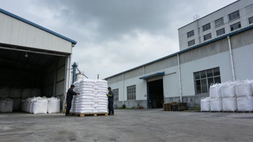 纤维素增稠剂成品整齐存放在仓库